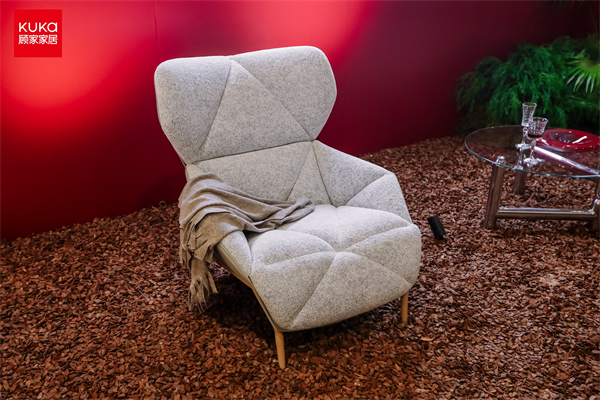 重构生活新场景 顾家家居携客餐厅新品亮相2025深圳国际家具展(图8)