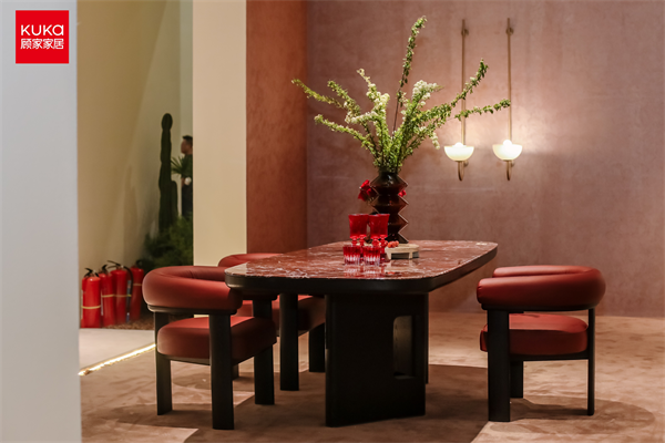 重构生活新场景 顾家家居携客餐厅新品亮相2025深圳国际家具展(图10)