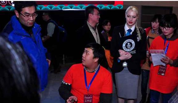 最罕见的职业！全球仅有6名工作人员稀有程度堪比大熊猫(图5)