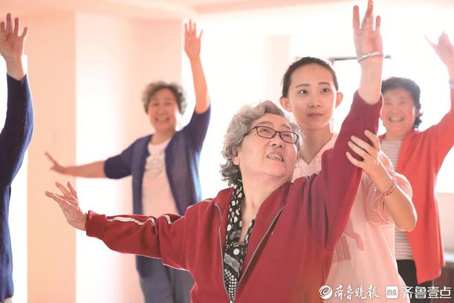21位老人试住后14位签约山东养老机构试住活动“真香”(图2)
