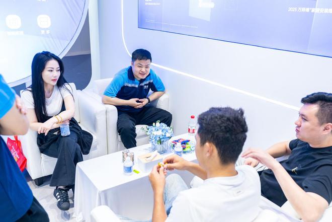 直击中国（赣州）第12届家具产业博览会：万师傅数智化方案惊艳破圈(图5)