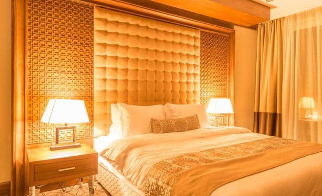 冷门职业“试睡员”月入上万的高薪职业却没有人愿意做惊讶！(图2)