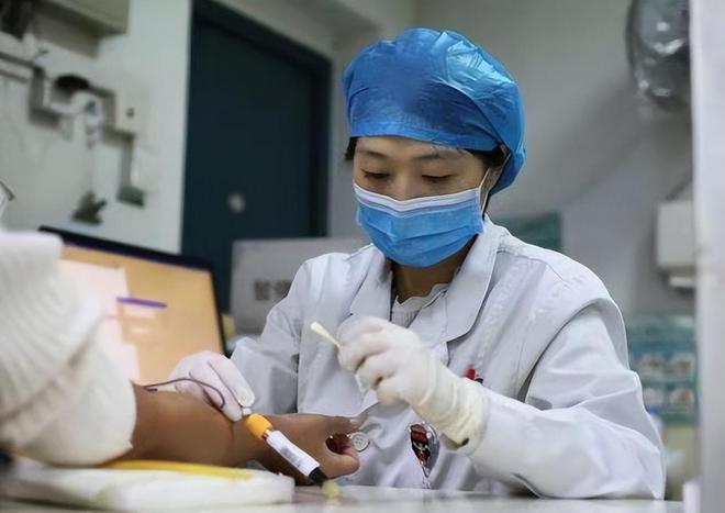 职业试药员：包吃包住1次4000元!真的这么好挣？用命换钱值得么(图3)