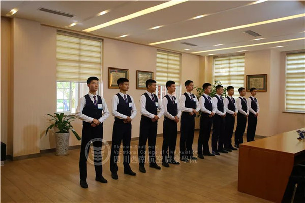 内蒙古电力集团乌海供电公司修试管理处：班组对标促提升 专业融合启新篇(图1)