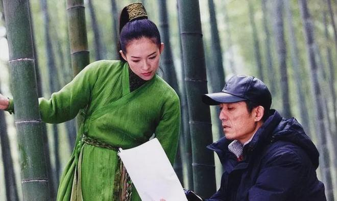 张艺谋致电章子怡：来酒店试戏章子怡：你已经耍了我2次还不够？(图1)