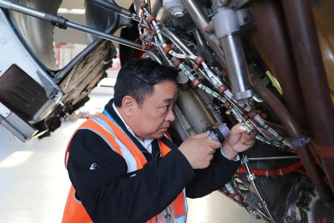 身边的榜样！这些民航人荣获全国劳动模范(图2)