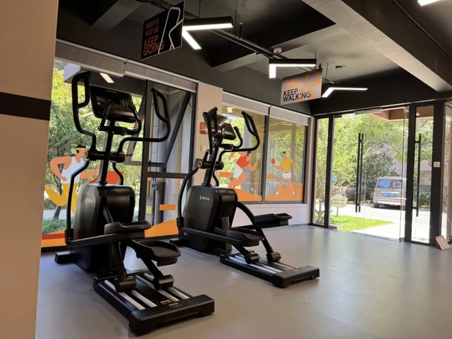 雷军点赞！月租1999的小米青年公寓上线秒空住“钻石房”的打工人们坐不住了！(图16)