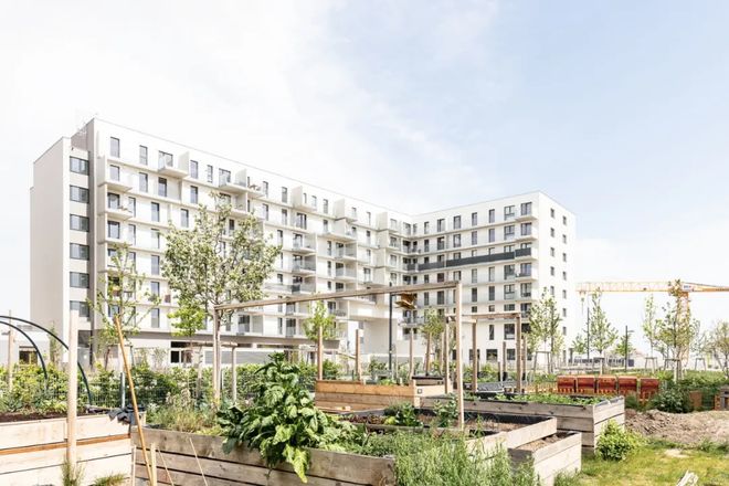 雷军点赞！月租1999的小米青年公寓上线秒空住“钻石房”的打工人们坐不住了！(图22)