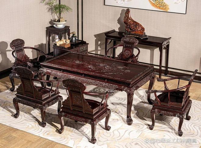 传世精品红木家具 豪宅必看！这款小叶紫檀茶台真的很贵气！(图2)