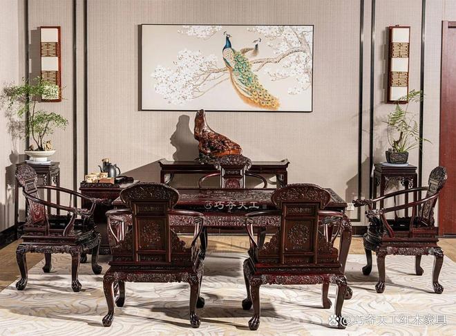 传世精品红木家具 豪宅必看！这款小叶紫檀茶台真的很贵气！(图1)