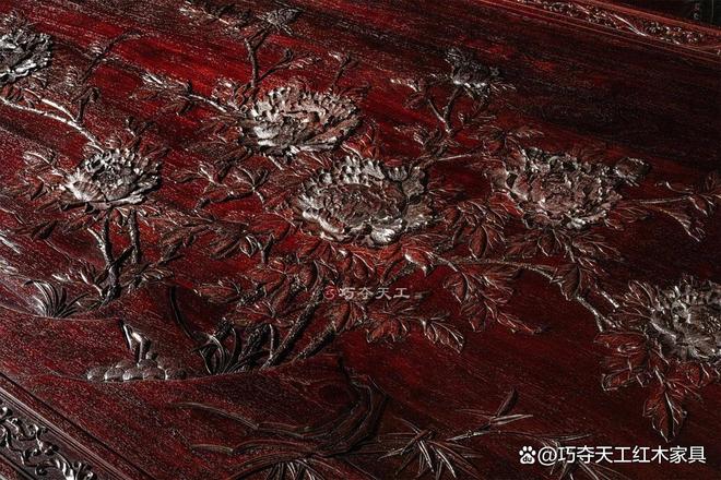 传世精品红木家具 豪宅必看！这款小叶紫檀茶台真的很贵气！(图4)