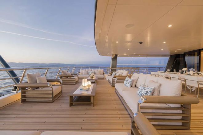 设计无界：从露台到甲板看设计师如何让家具“跨界登艇”(图1)