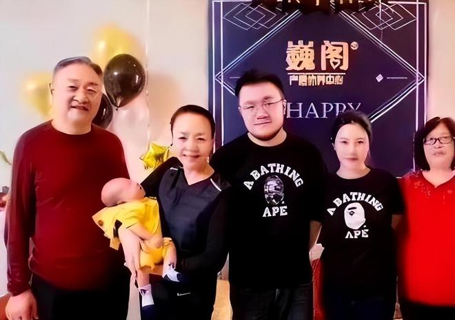 京圈四大富婆：身价过百亿坐拥北京一条街每一位都是女中豪杰(图9)