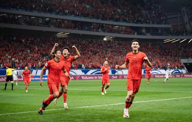 苏超彻底火了！央妈不仅点赞还要转播这下江苏人的架吵到了全国(图14)