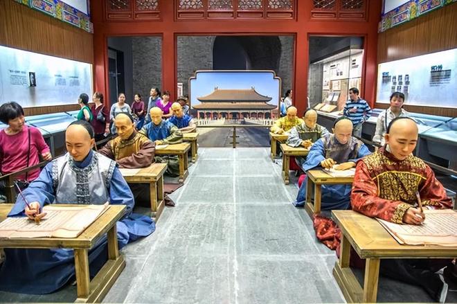 别被古装剧骗了真正赶考的是举人坐公车走官道全程护送(图14)