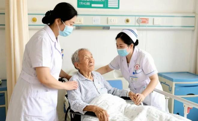 探访河南免陪照护服务试点(图5)