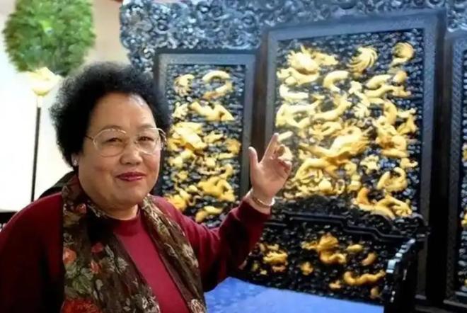身价过百亿坐拥北京一条街出门坐私人飞机京圈的富婆都有谁？(图13)