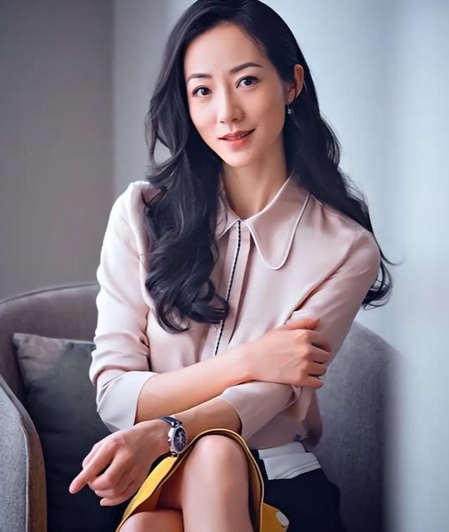 身价过百亿坐拥北京一条街出门坐私人飞机京圈的富婆都有谁？(图11)