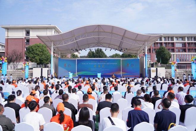 324名精英同台竞技!“巴渝工匠”杯重庆市第三届城市管理行业职业技能竞赛决赛开赛(图1)