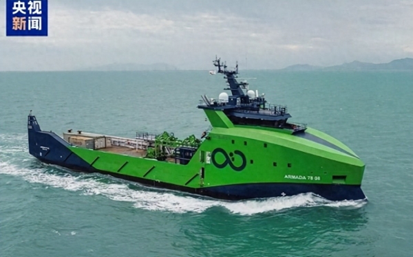 14年儿子坐马航失联多年后父亲收到回信坚信儿子去了平行世界(图1)