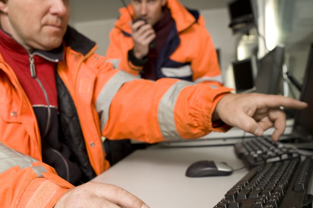 岗位超多!!!内江莱汀堡口腔医院招人！今日新岗：团购司机、蔬菜分拣工、输单员、商品导购(图1)