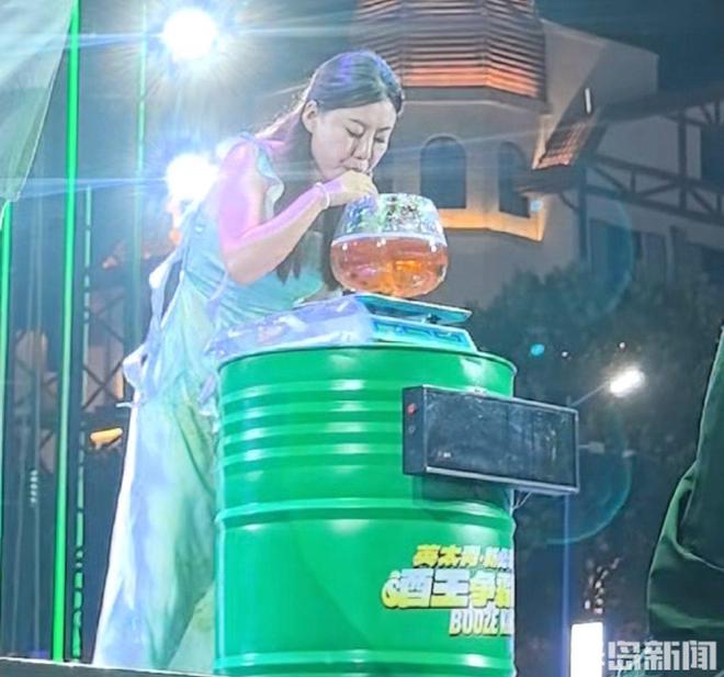 回响2025丨从“旁观记录”到“参与破圈”！“酒王争霸赛”带给记者的年度破局与职业展望(图2)