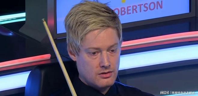 单年斩获两冠一亚！罗伯逊依然是名副其实的非英籍球员第一人！(图3)