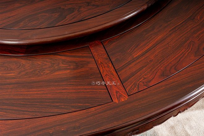 微凹黄檀家具匠心之作：巧夺天工红木的专业之路(图7)
