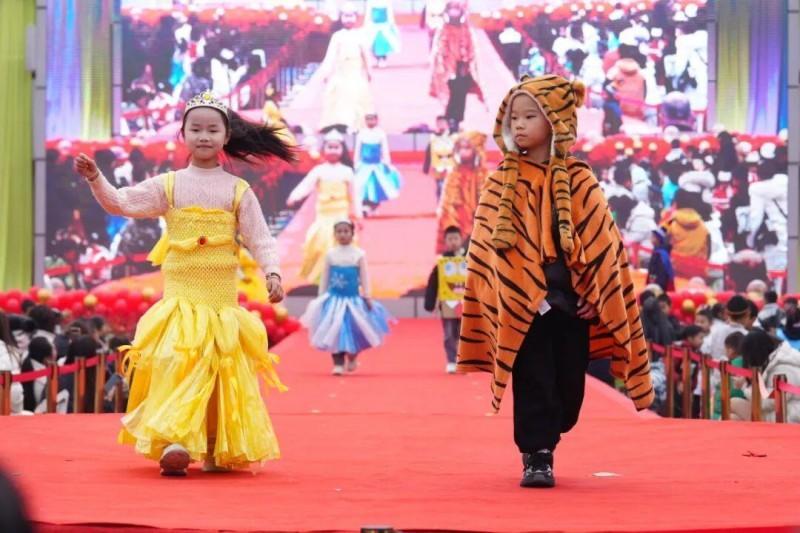 君子御风 马到功成——成都市新津区牧山新城小学首届项目式成果展暨2026年新春游园会(图9)