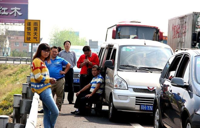 私家车违规被重罚！车主：这4种行为别再试！(图1)