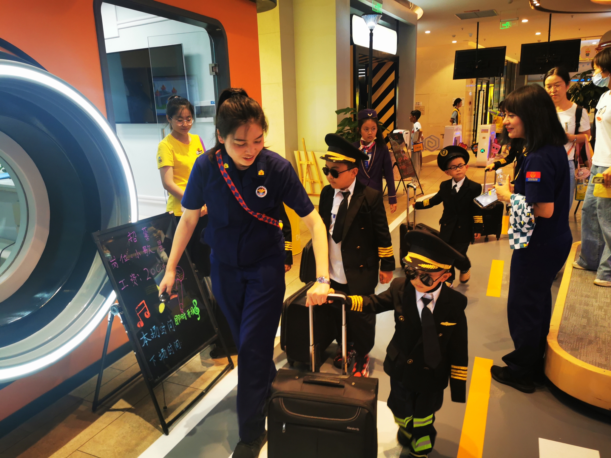 新闻简讯【游戏】手机游戏｜网络｜单机装备_天极网频道(图1)