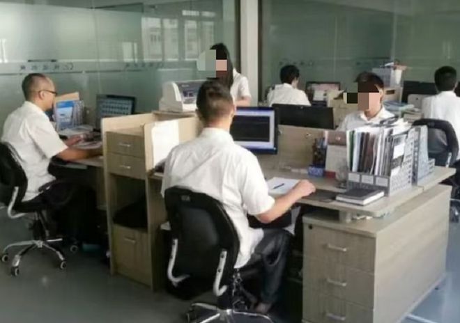 故事：成为凶宅试睡员后一次住在灭门案宅子的经历改变我一生(图1)