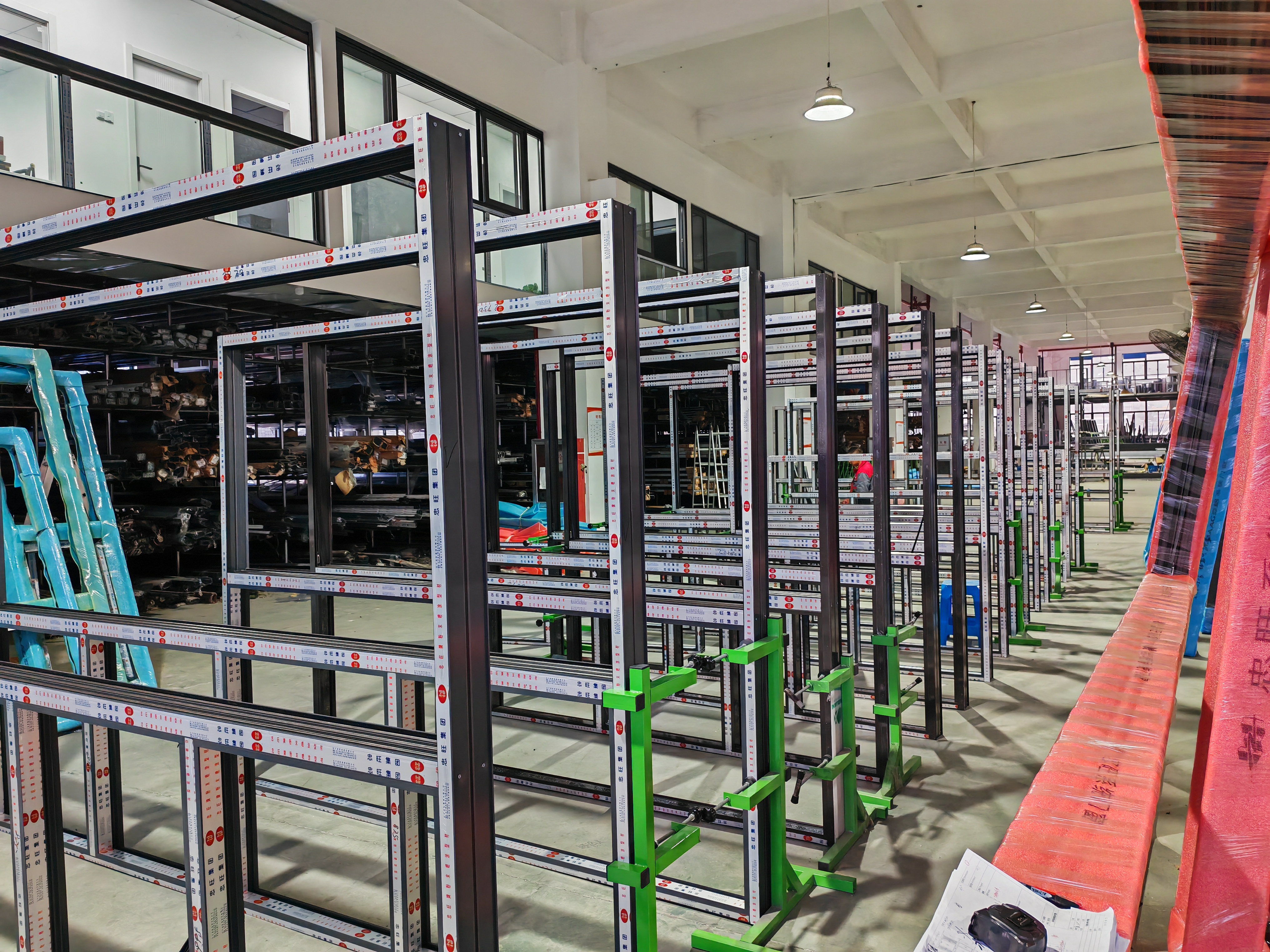 2026年杭州萧山兴发铝材深度测评：五家服务商谁更适合您的项目？(图1)